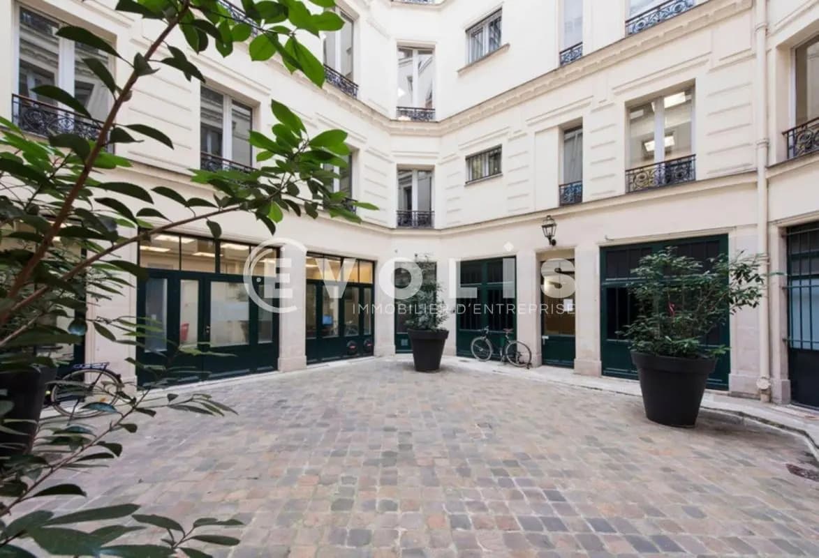 Bureau dans Paris à louer Photo de l’immeuble– Image 1 sur 13