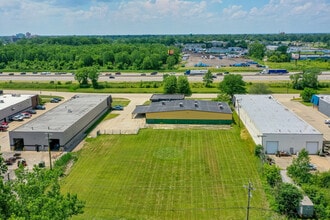 42470 Executive Dr, Harrison Township, MI - VUE AÉRIENNE  vue de carte - Image1