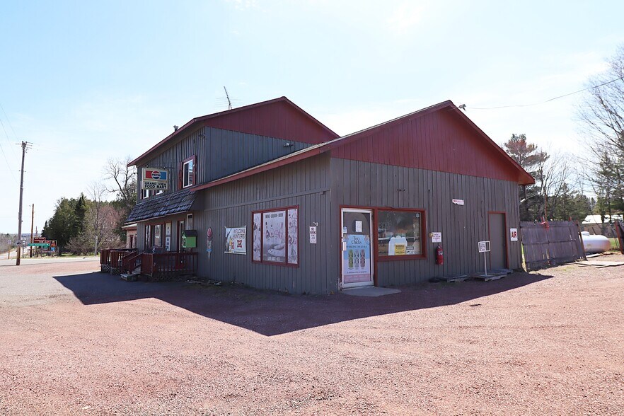 22195 Highway 63, Grand View, WI à vendre - Photo de l’immeuble – Image 3 sur 42