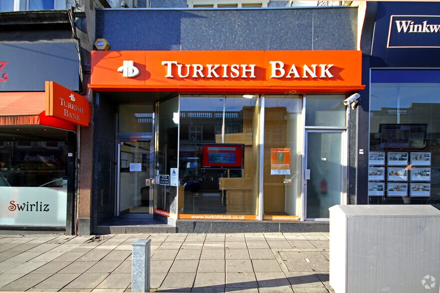 391 Green Lanes, Londres à vendre - Photo principale – Image 1 sur 3