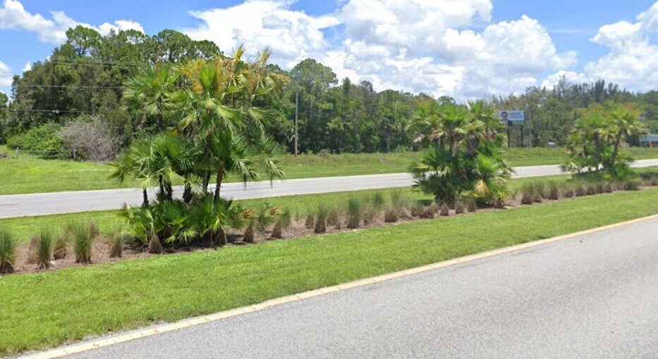 20500 N Tamiami Trl, North Fort Myers, FL à vendre - Photo principale – Image 1 sur 3