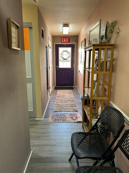6420A S Howell Ave, Oak Creek, WI à louer - Photo de l’immeuble – Image 2 sur 16