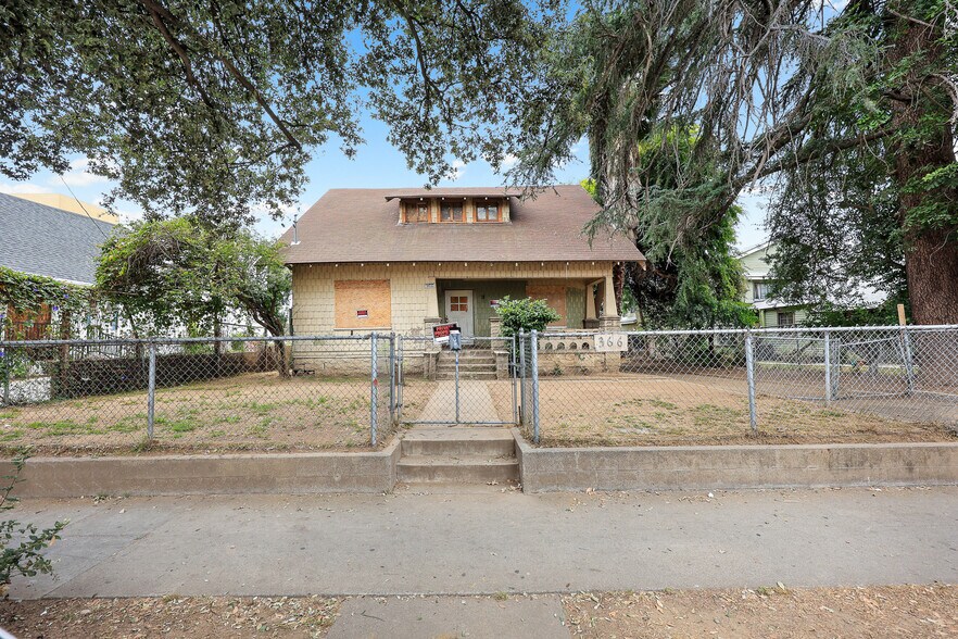 366 E Orange Grove Blvd, Pasadena, CA à vendre - Photo de l’immeuble – Image 3 sur 34
