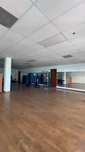 2121 W Mission Rd, Alhambra, CA à louer - Vidéo sur l’annonce professionnelle 