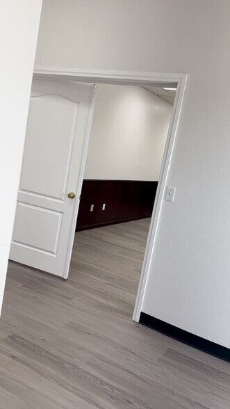 3660 N Rancho Dr, Las Vegas, NV à louer - Vidéo sur l’annonce professionnelle – Image 2 sur 20