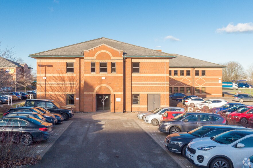 Summerhouse Rd, Northampton à louer - Photo de l’immeuble – Image 2 sur 7