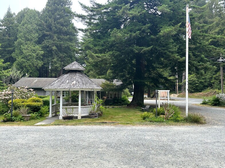 1170 Patricks Point Dr, Trinidad, CA à vendre - Photo de l’immeuble – Image 3 sur 29