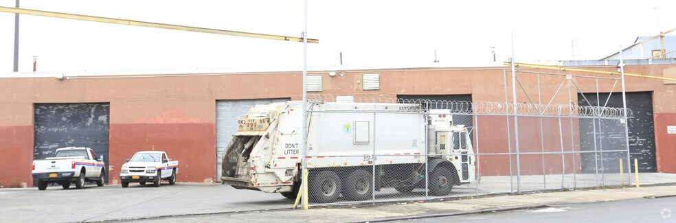 1155 Commerce Ave, Bronx, NY à louer - Photo de l’immeuble – Image 3 sur 12