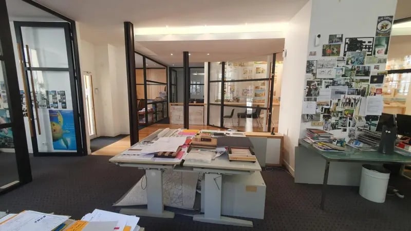 Bureau dans Versailles à vendre - Photo intérieure – Image 2 sur 10