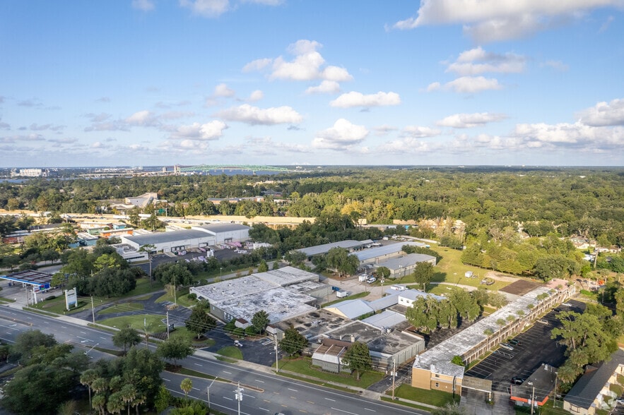 3061 Phillips Hwy, Jacksonville, FL à louer - Aérien – Image 2 sur 5