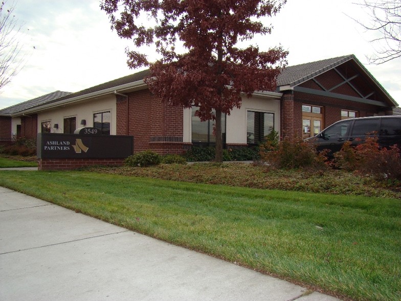 3549 Lear Way, Medford, OR à louer - Photo principale – Image 1 sur 2
