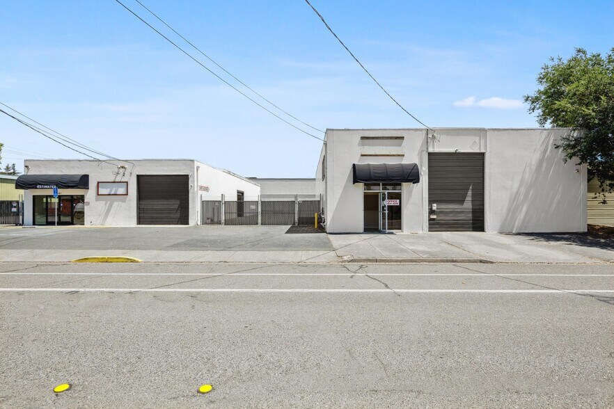2475-2487 Bluebell Dr, Santa Rosa, CA à vendre - Photo de l’immeuble – Image 2 sur 70