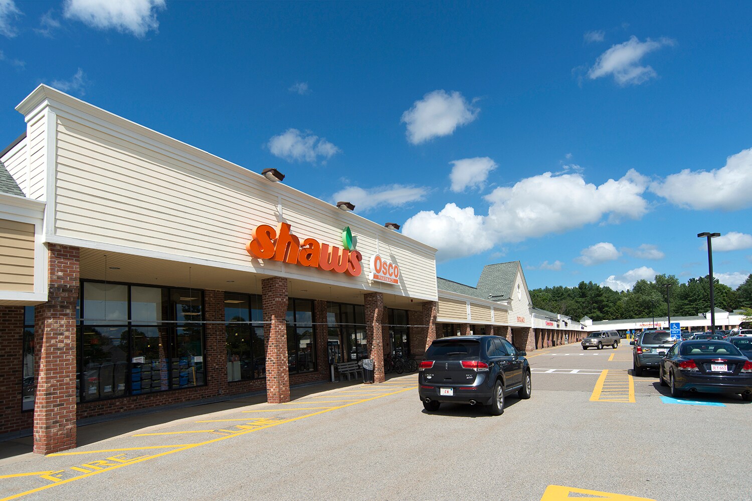 117-127 Great Rd, Stow, MA à louer Photo principale– Image 1 sur 8