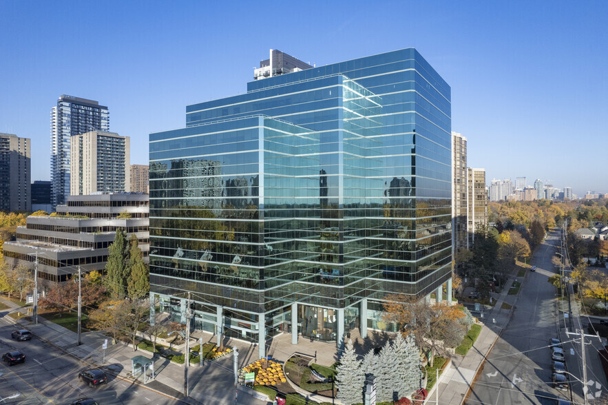 100 Sheppard Ave E, Toronto, ON à louer - Photo principale – Image 1 sur 4