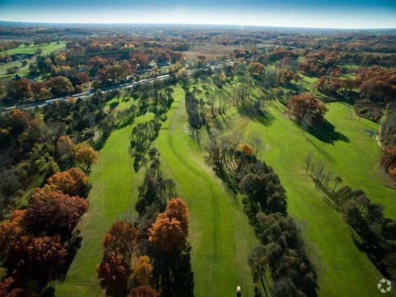 5400 Lahinch Dr, Jackson, MI à vendre Photo principale– Image 1 sur 17