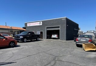 1765 Athol Ave, Henderson, NV à vendre Photo de l’immeuble– Image 1 sur 14