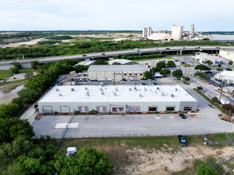 3503 Crosspoint, San Antonio, TX à louer - Photo principale – Image 1 sur 5