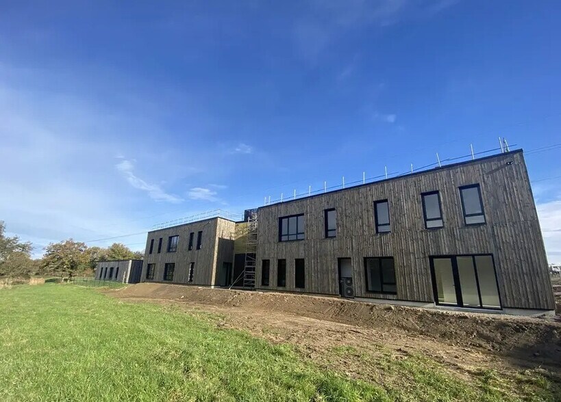 Bureau dans Le Bignon à vendre - Photo de l’immeuble – Image 1 sur 5