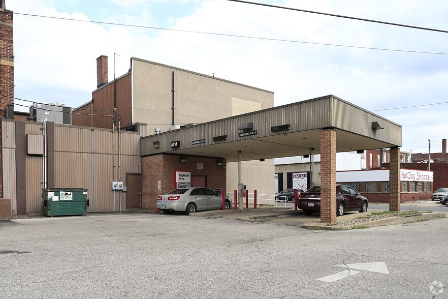 239 Main St, Conneaut, OH à louer - Photo de l’immeuble – Image 2 sur 3