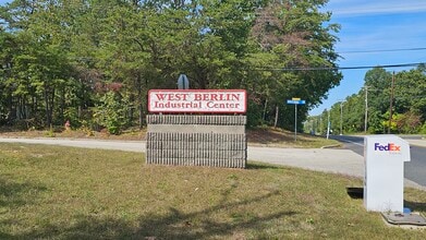 1044 Industrial Dr, West Berlin, NJ à louer Photo intérieure– Image 2 sur 2