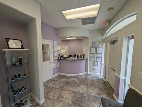 3600-3650 Forest Hill Blvd, West Palm Beach, FL à louer Photo intérieure– Image 1 sur 5