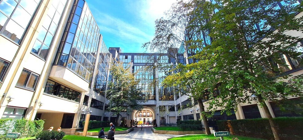 148-156 Rue Gallieni, Boulogne-Billancourt à louer - Photo de l’immeuble – Image 3 sur 16