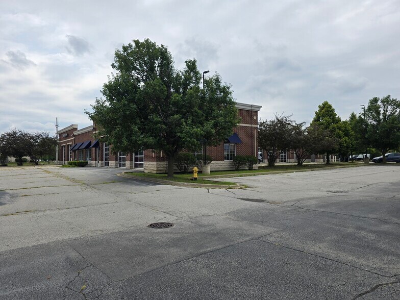 9401 W 171st St, Tinley Park, IL à vendre - Photo de l’immeuble – Image 3 sur 32
