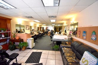 93 Mineola Blvd, Mineola, NY à louer Photo intérieure– Image 2 sur 6