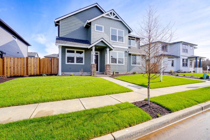 2924 NW 16th St, Battle Ground, WA à vendre - Photo de l’immeuble – Image 2 sur 12