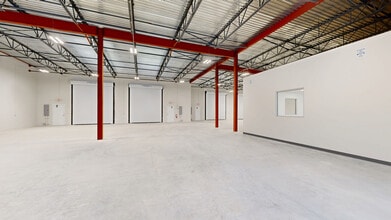 3931 SE Commerce Ave, Stuart, FL à louer Numérisation 3D Matterport– Image 1 sur 8