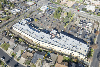 1110 W Kettleman Ln, Lodi, CA - VUE AÉRIENNE  vue de carte - Image1