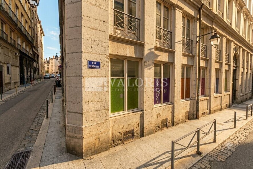 5 Rue Saint Claude, Lyon à louer - Photo de l’immeuble – Image 3 sur 4