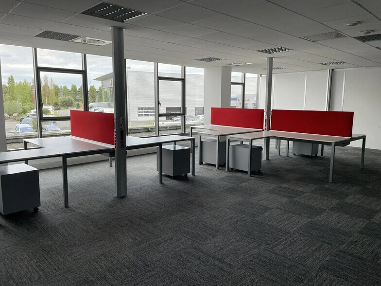 Bureau dans Cesson-Sévigné à louer - Photo de l’immeuble – Image 3 sur 7
