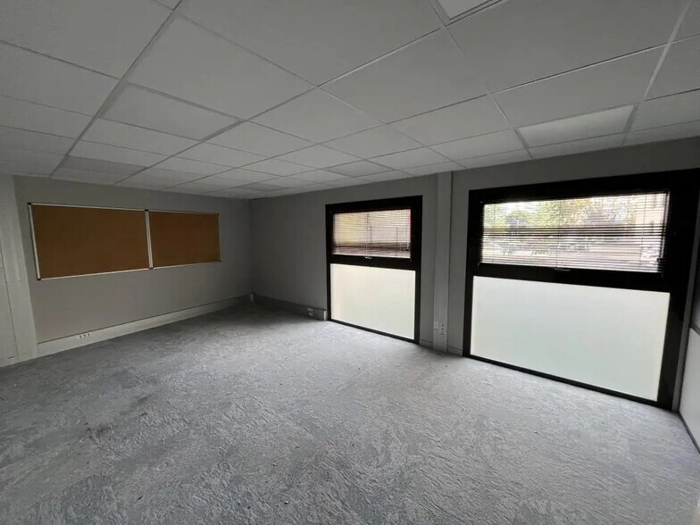 92 Cours Vitton, Lyon à louer - Photo de l’immeuble – Image 2 sur 27