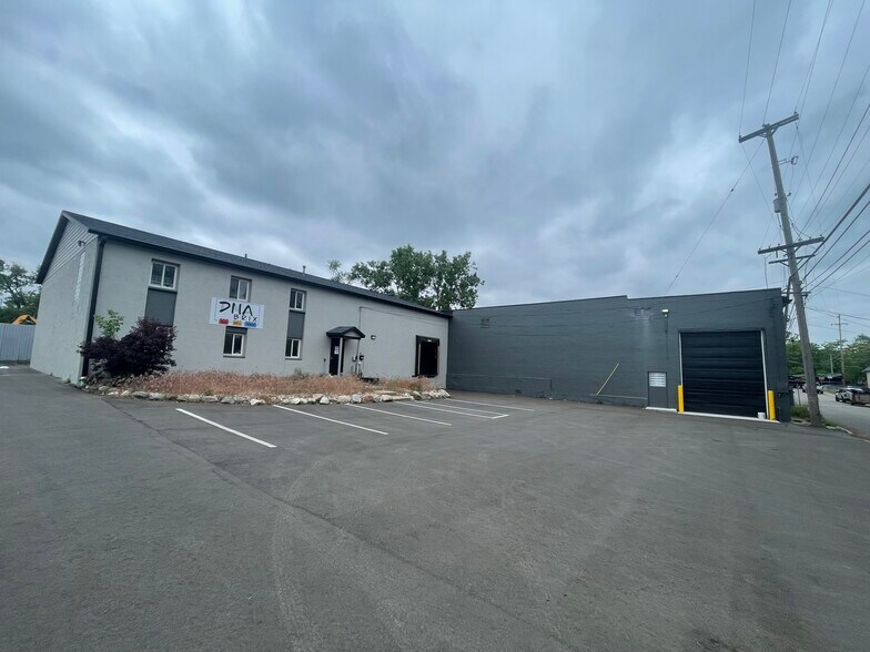 728 McKendrick, Grand Rapids, MI à louer - Photo de l’immeuble – Image 2 sur 6