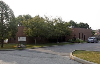 Plus de détails pour 305 Matheson Blvd E, Mississauga, ON - Local d’activités à vendre