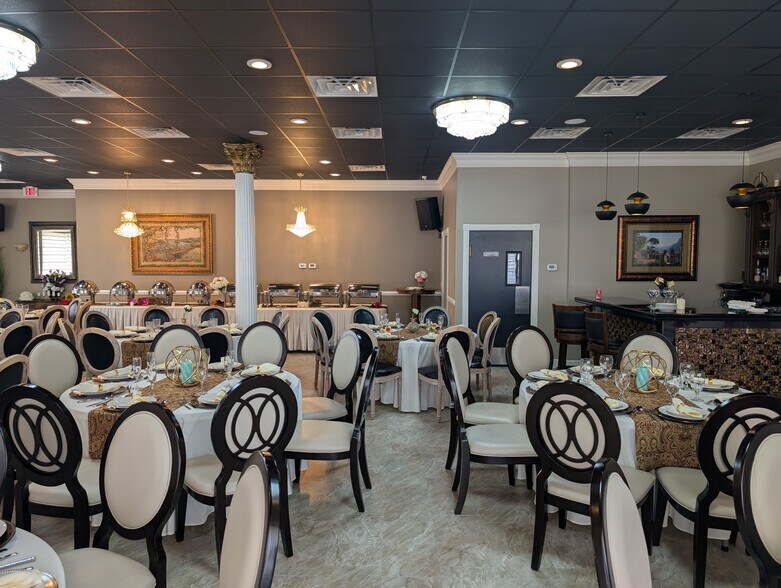 1437 N US Highway 1, Ormond Beach, FL à vendre - Photo intérieure – Image 2 sur 8