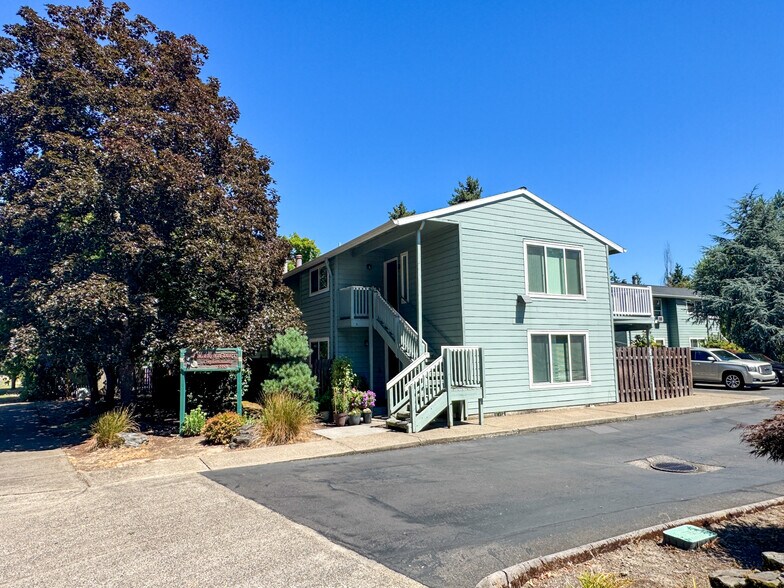 3860 SW 178th Ave, Beaverton, OR à vendre - Photo de l’immeuble – Image 2 sur 7