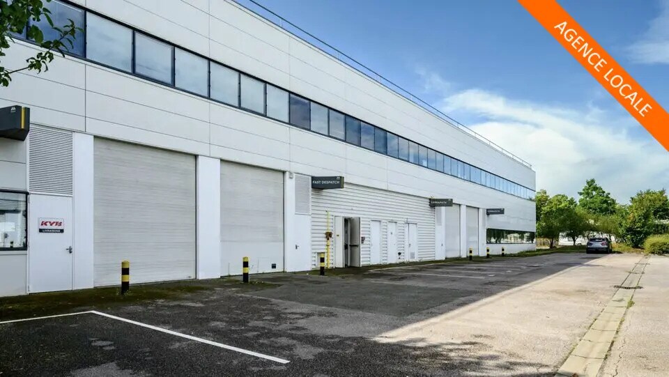 Bureau dans Cergy à louer - Photo de l’immeuble – Image 2 sur 10