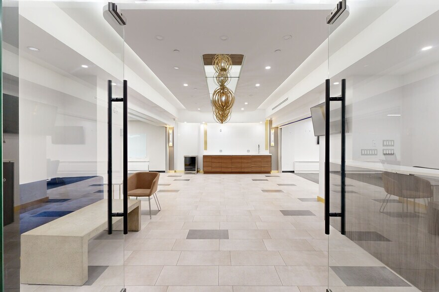 15-17 W 38th St, New York, NY à louer - Numérisation 3D Matterport – Image 3 sur 15