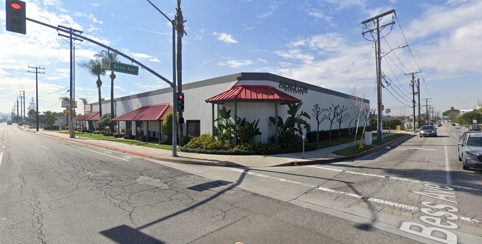 923-957 Baldwin Park Blvd, Baldwin Park, CA à louer - Photo de l’immeuble – Image 2 sur 3