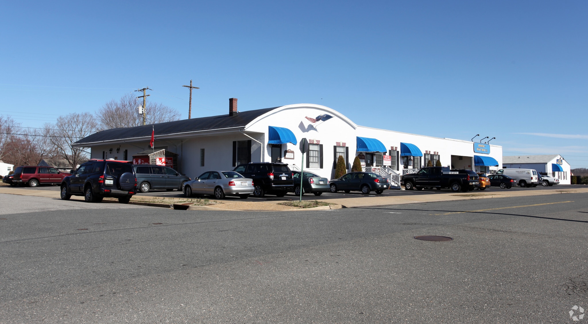 305-325 Wallace St, Fredericksburg, VA à vendre Photo principale– Image 1 sur 2