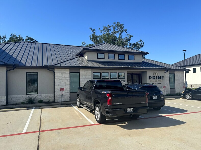 16700 House Hahl Rd, Cypress, TX à louer - Photo de l’immeuble – Image 3 sur 5