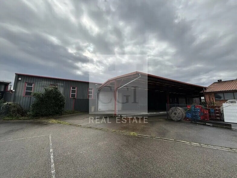 Local d'activités dans Civrieux-d'Azergues à vendre - Photo de l’immeuble – Image 3 sur 24