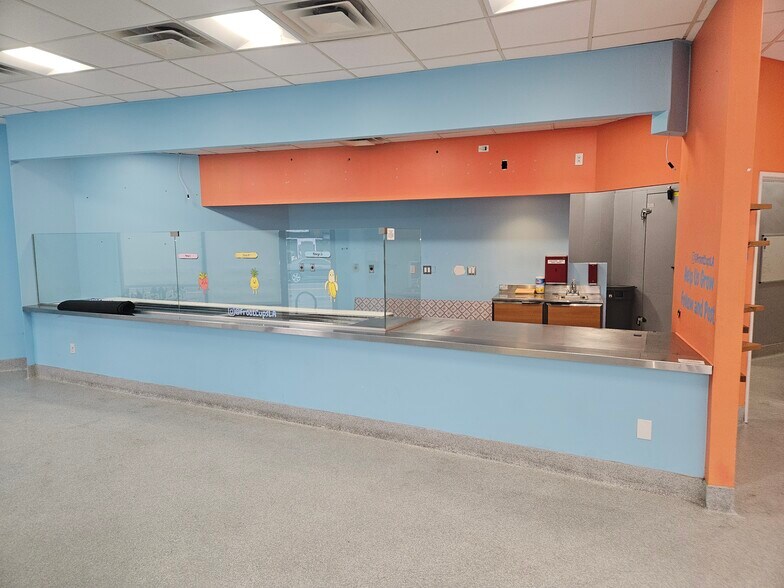 7353 Melrose Ave, Los Angeles, CA à louer - Photo de l’immeuble – Image 3 sur 7