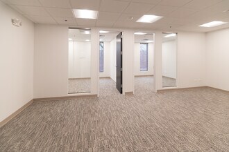 900 Skokie Blvd, Northbrook, IL à louer Photo intérieure– Image 2 sur 2