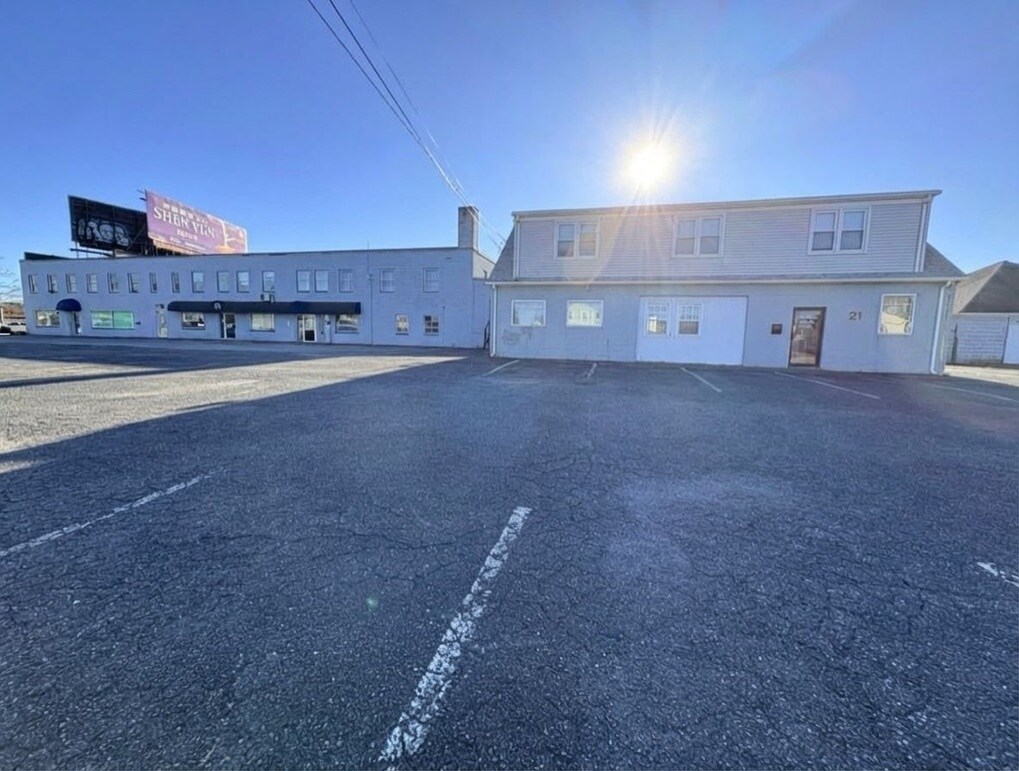 35 Agnes St, East Providence, RI à vendre Photo principale– Image 1 sur 14