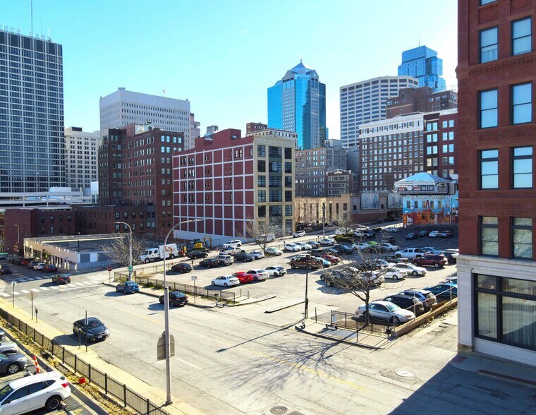 205 W 9th St, Kansas City, MO à vendre - Photo de l’immeuble – Image 3 sur 4