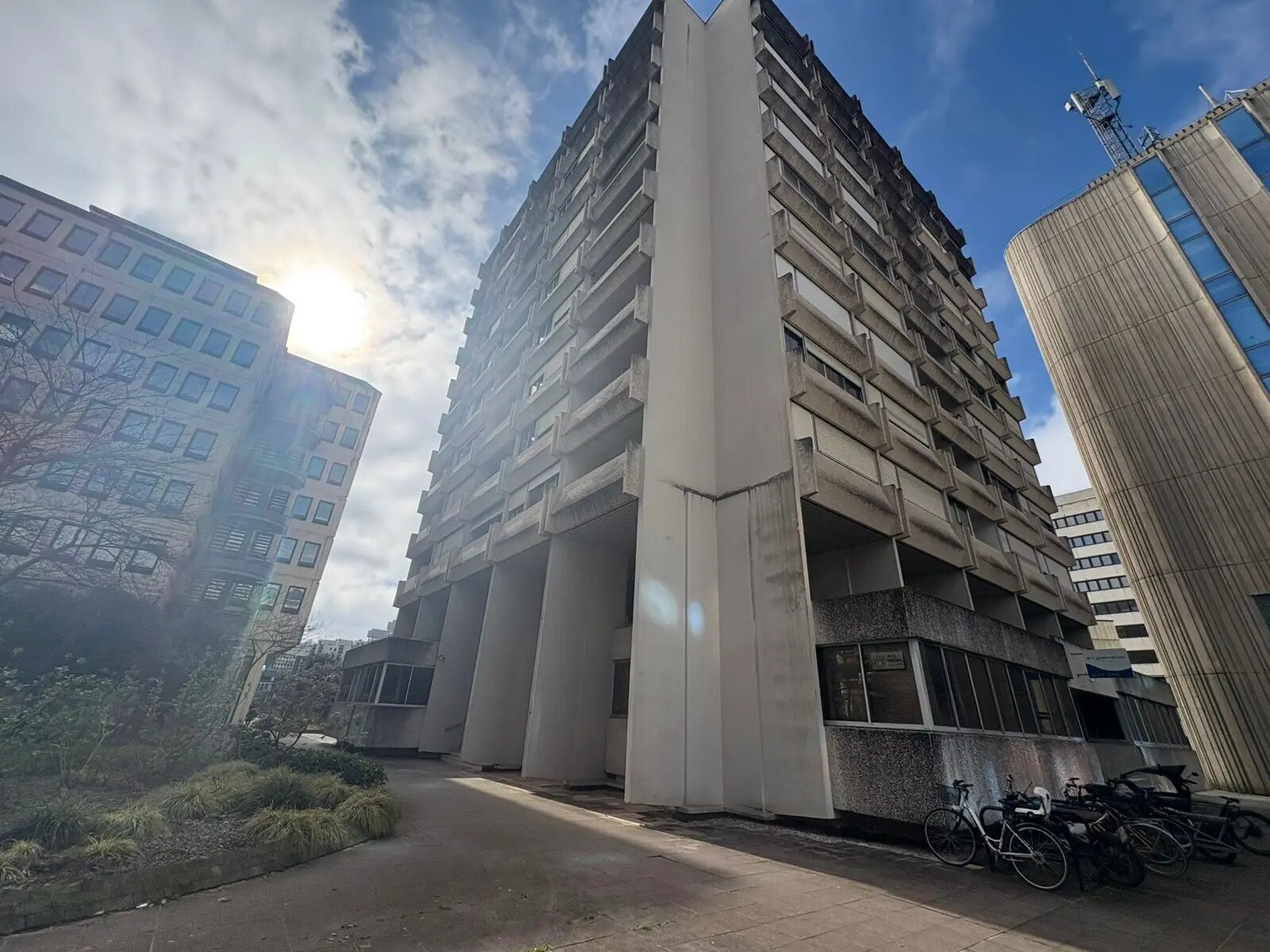 Bureau dans Bordeaux à louer Photo de l’immeuble– Image 1 sur 8