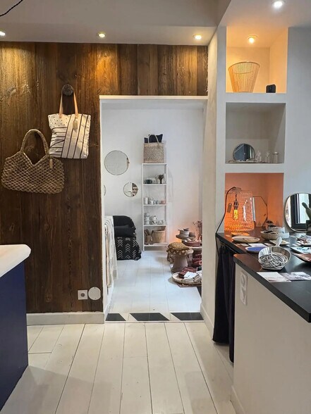 Local commercial dans Paris à louer - Photo intérieure – Image 2 sur 3